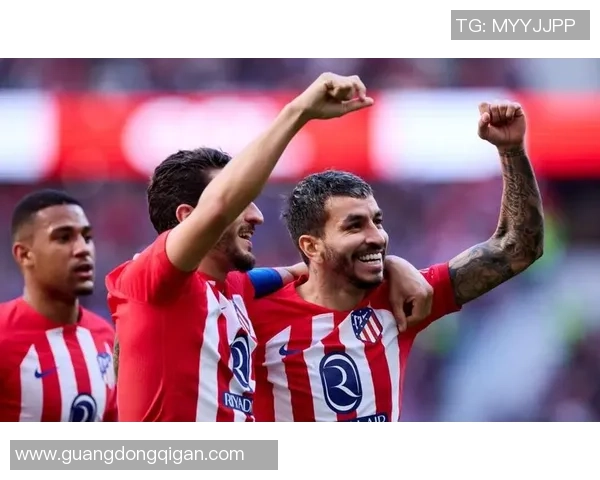 足总杯精彩对决国米3-0战胜马竞争议判罚引发全场热议