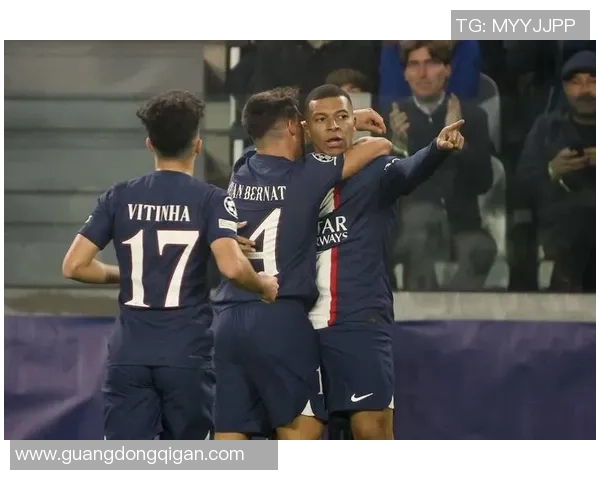 西甲激战巴黎圣日耳曼绝杀本菲卡全场沸腾数据分析揭示关键时刻